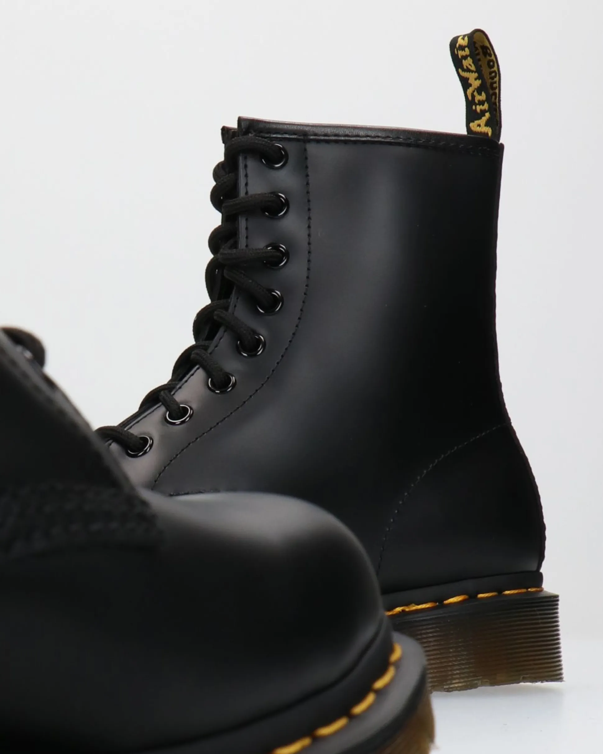 anfibi__black_smooth_2.webp Anfibi 1460 Black Smooth