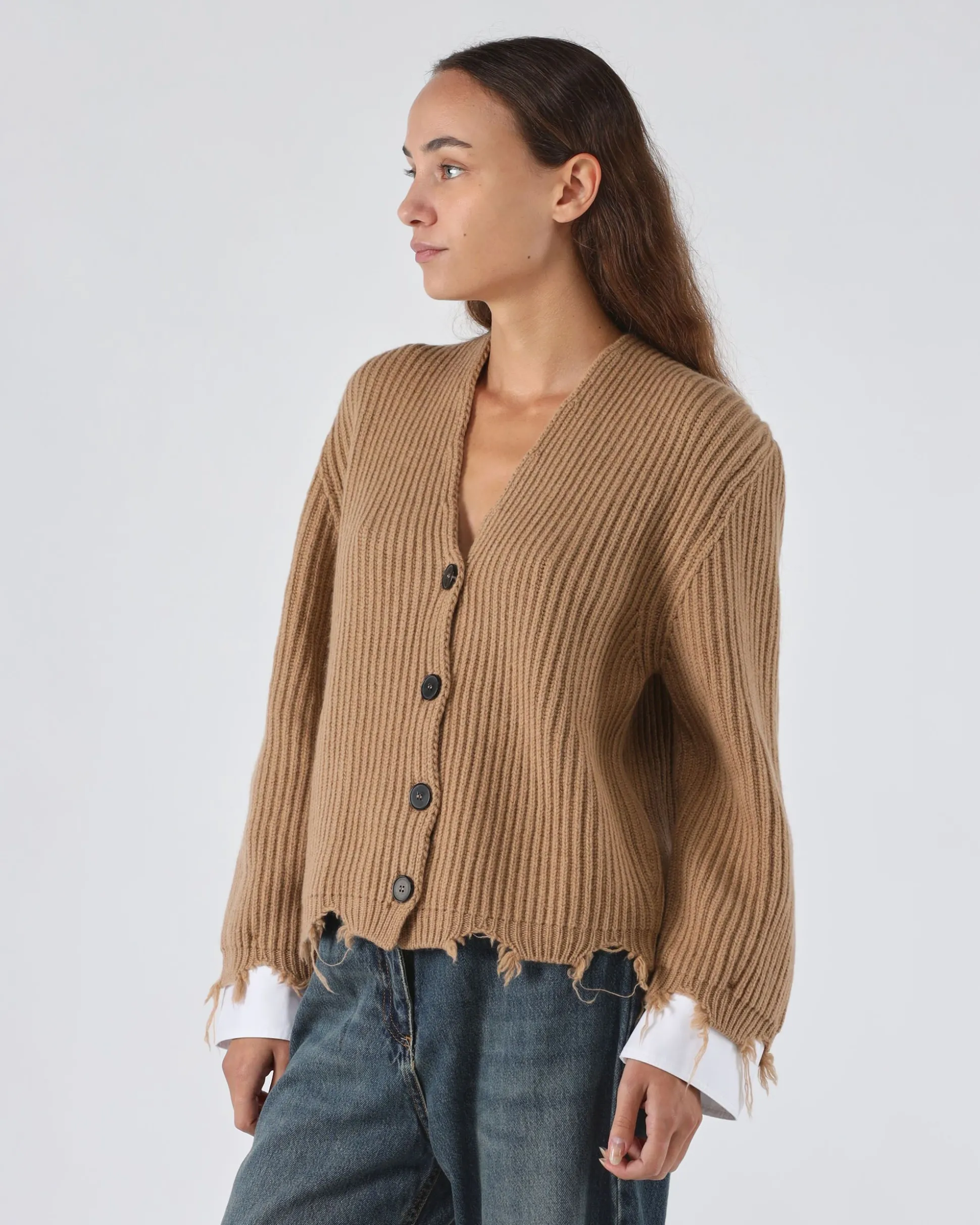 cardigan_in_lana_3.webp Cardigan in lana