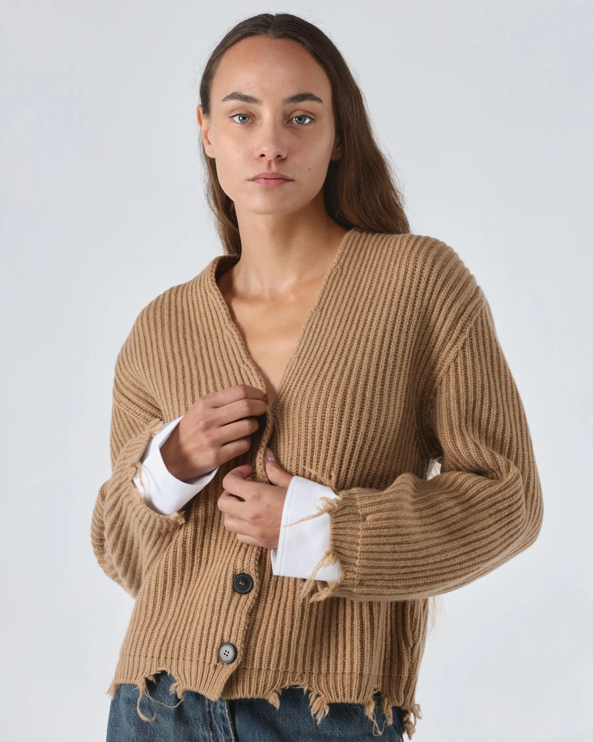 cardigan_in_lana_4.webp Cardigan in lana