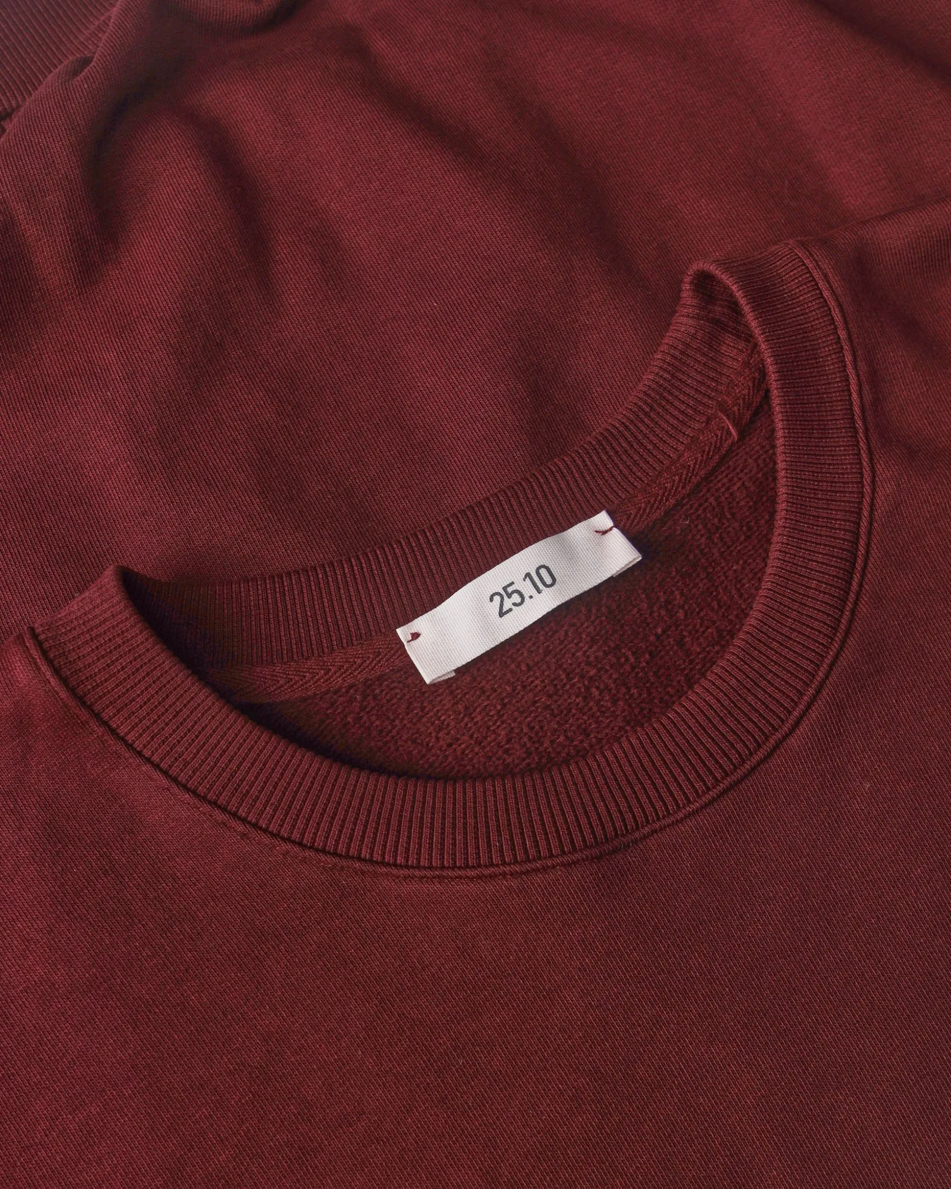 Felpa of Rosso color for only 63.2 in Donna - Abbigliamento - Felpe - Felpe Girocollo - Saldi - Saldi - Abbigliamento - Black Week - Black Friday - Flash Promo - Special Price at Main Website Store, Main Website.