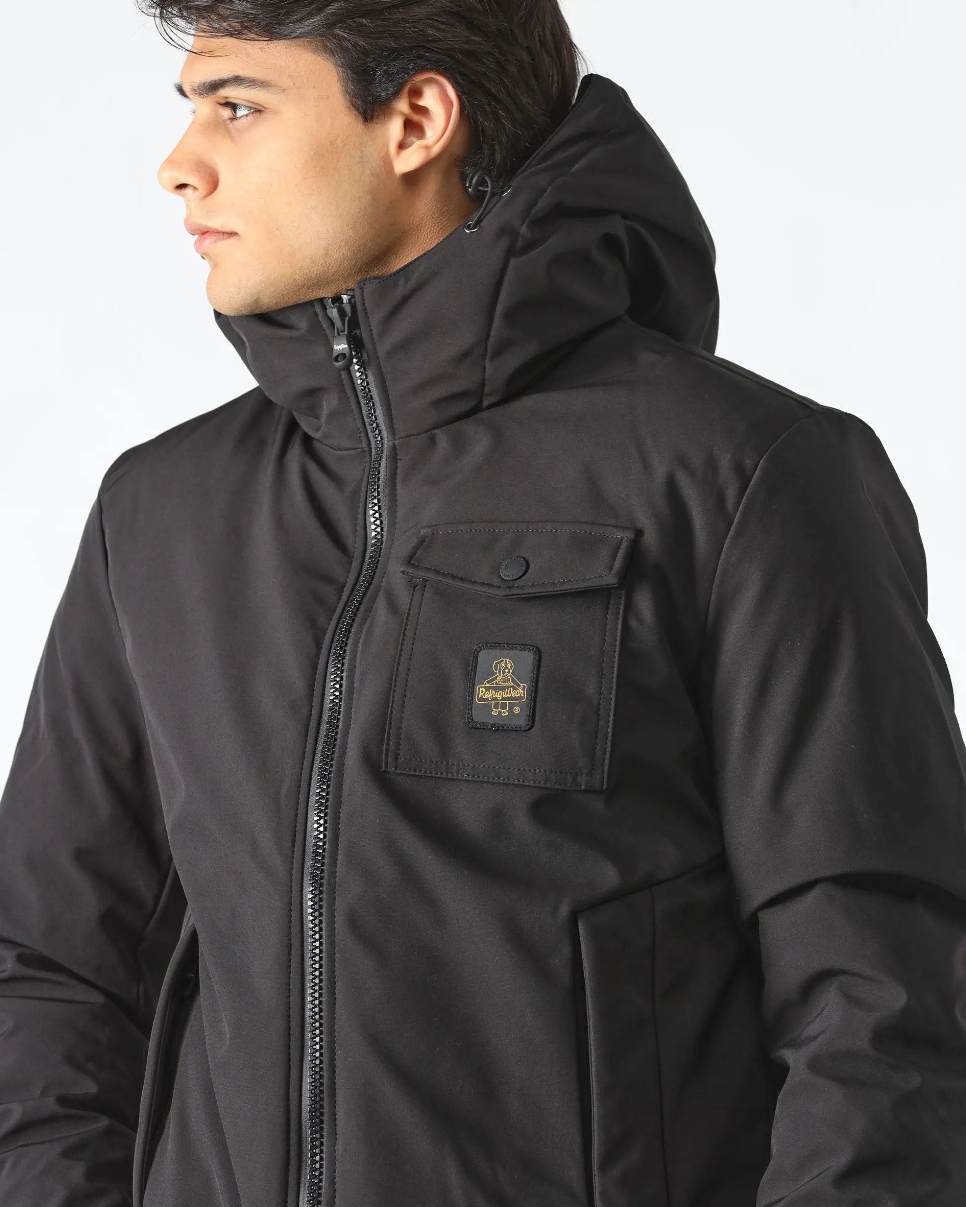 giubbotto_polar_nero_con__3.webp Giubbotto Polar Nero con cappuccio