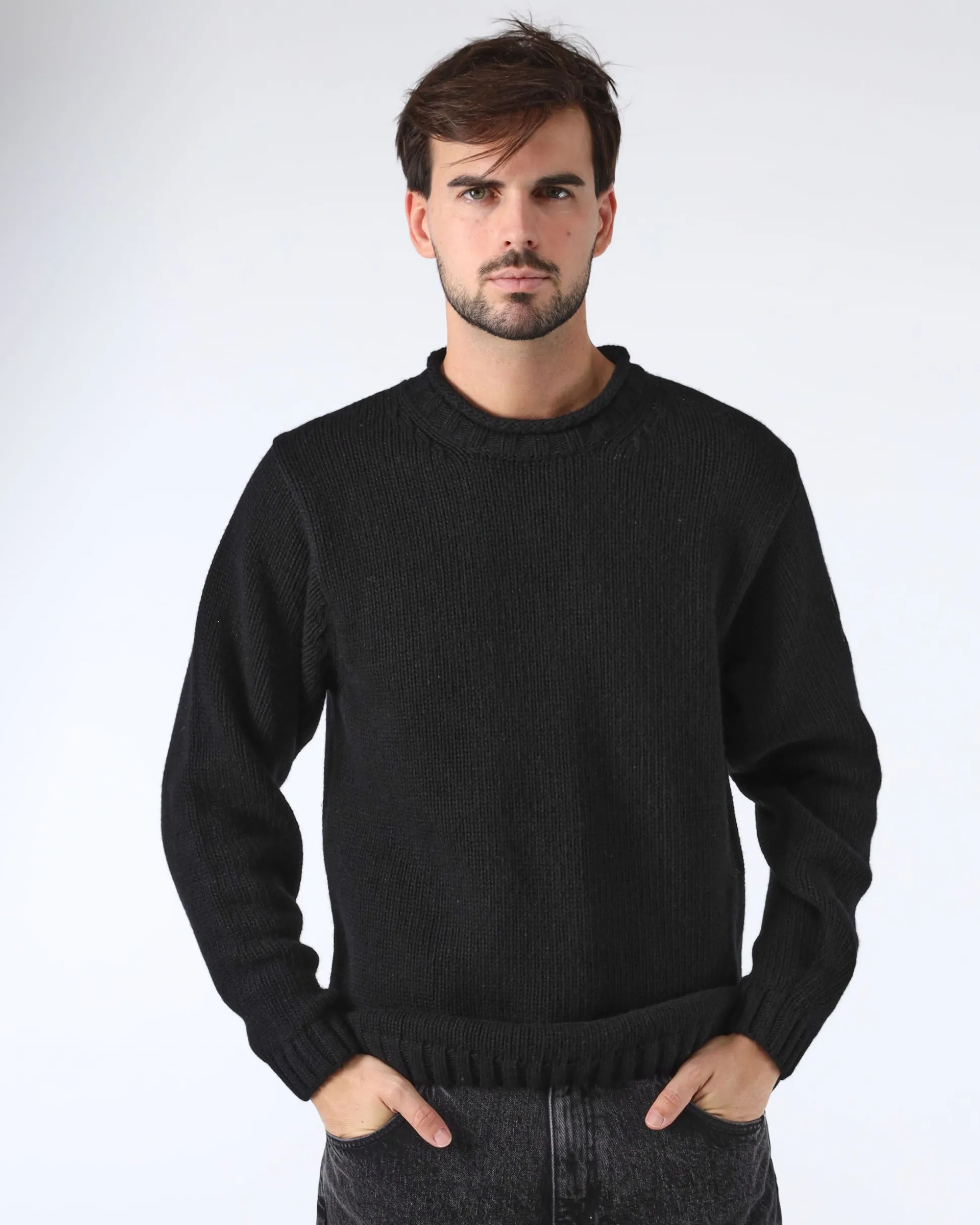 lambswool_crew_neck_2.webp Lambswool Crew Neck