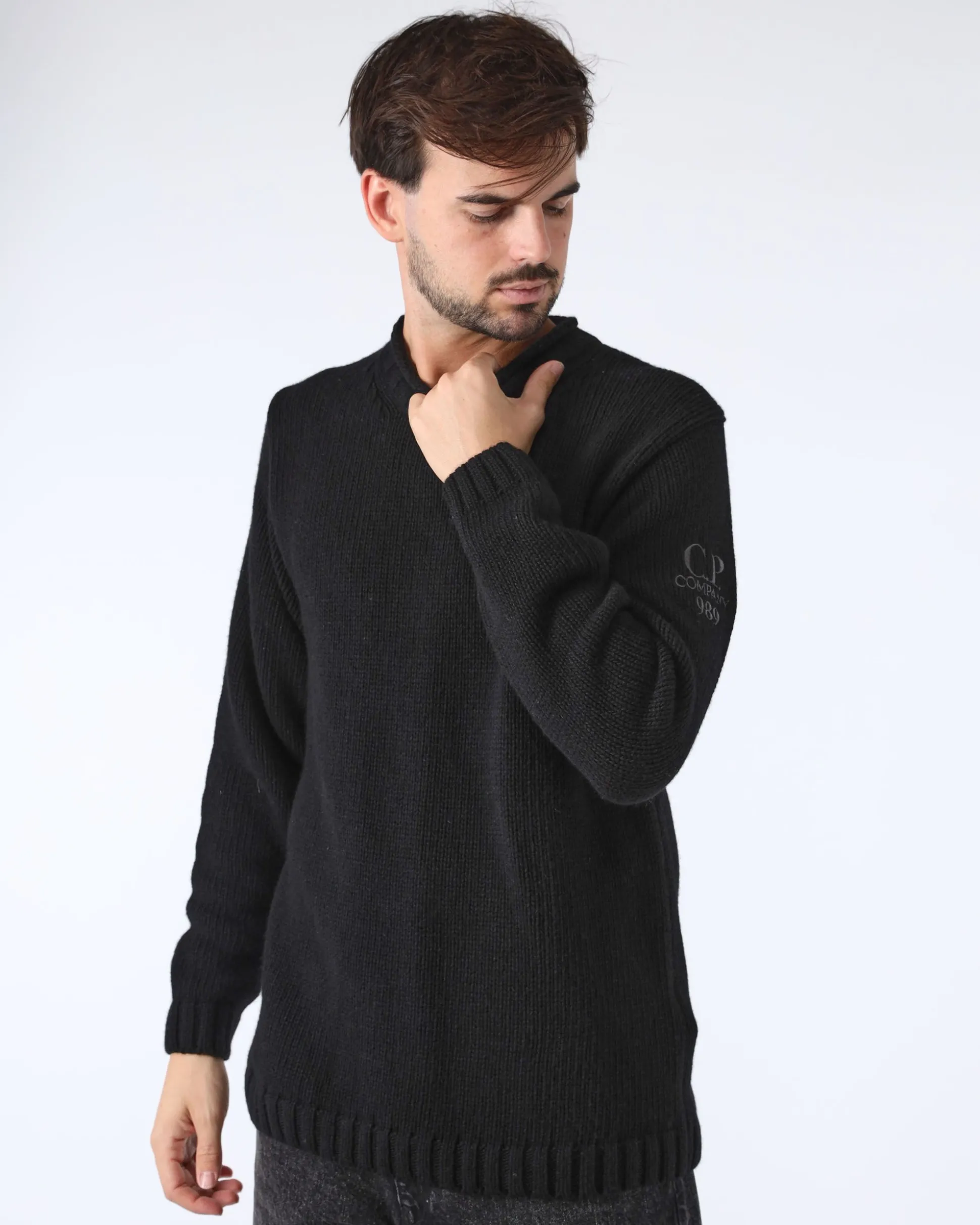 lambswool_crew_neck_3.webp Lambswool Crew Neck