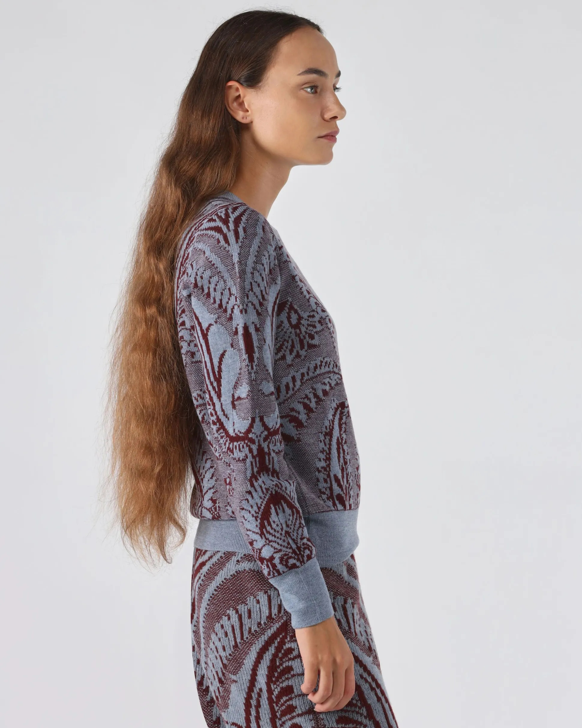 maglia_in_lana_ricamata_2.webp Maglia in lana ricamata