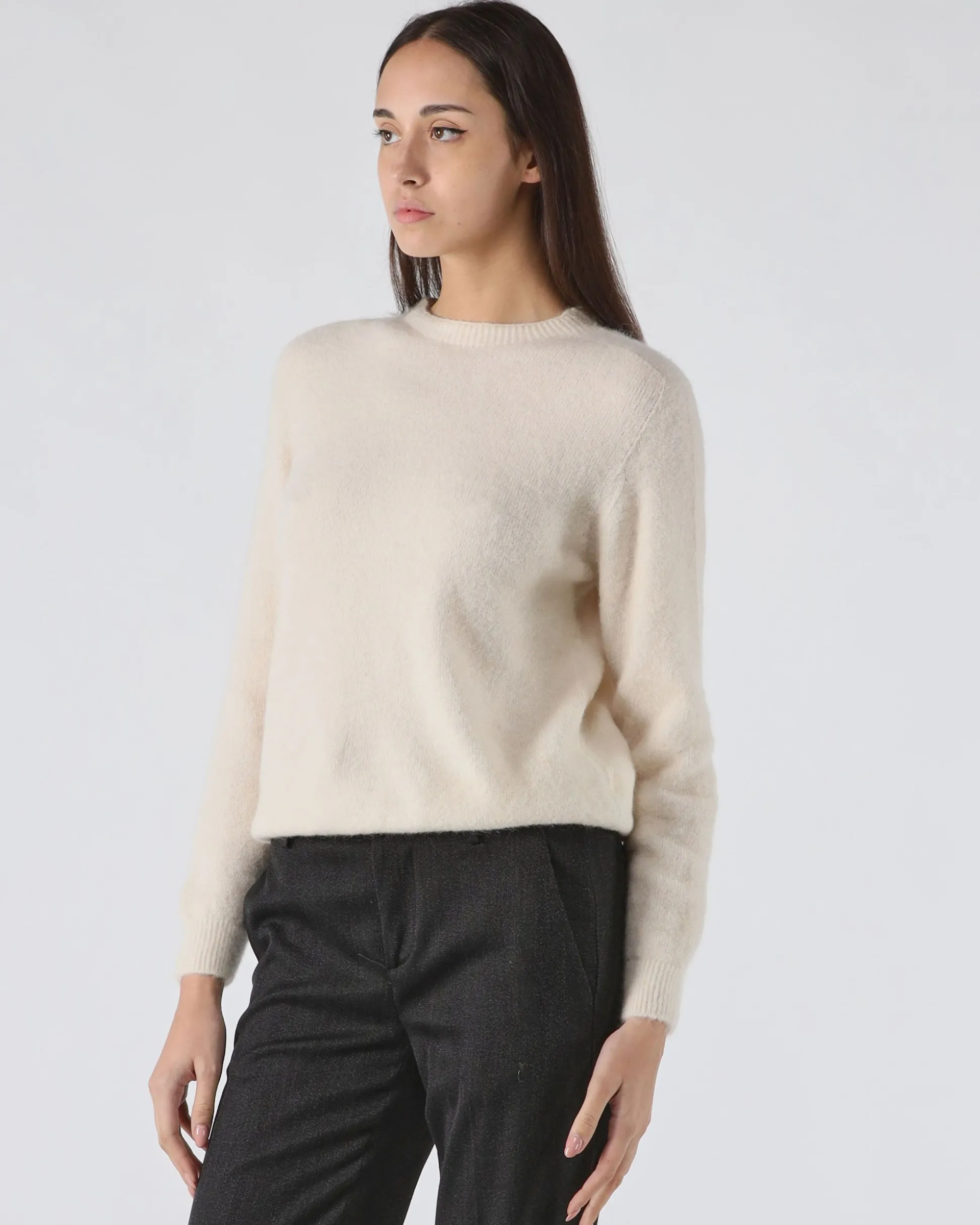 maglione_girocollo_2-2.webp Maglione girocollo
