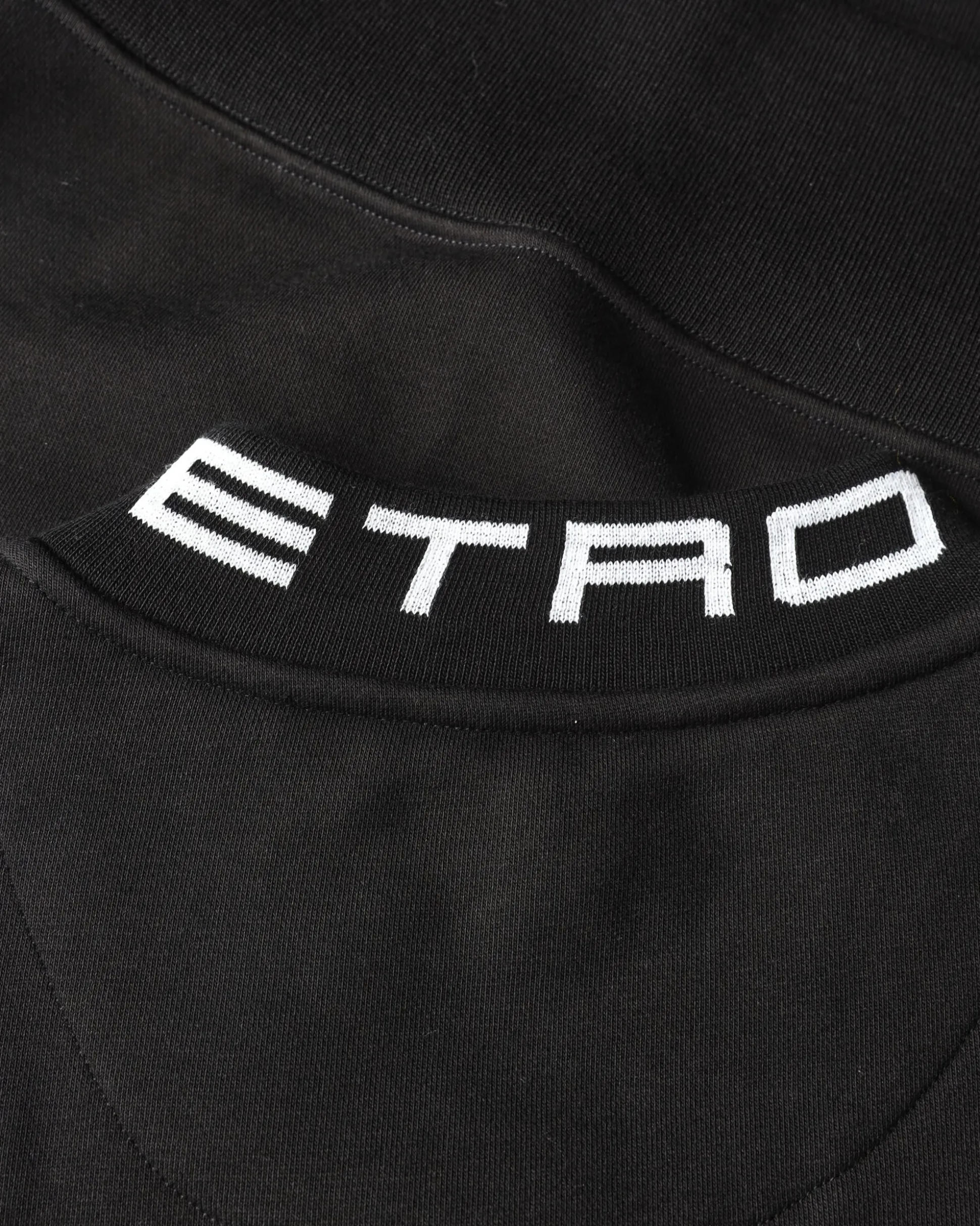 neck_sweatshirt_4.webp Neck Sweatshirt