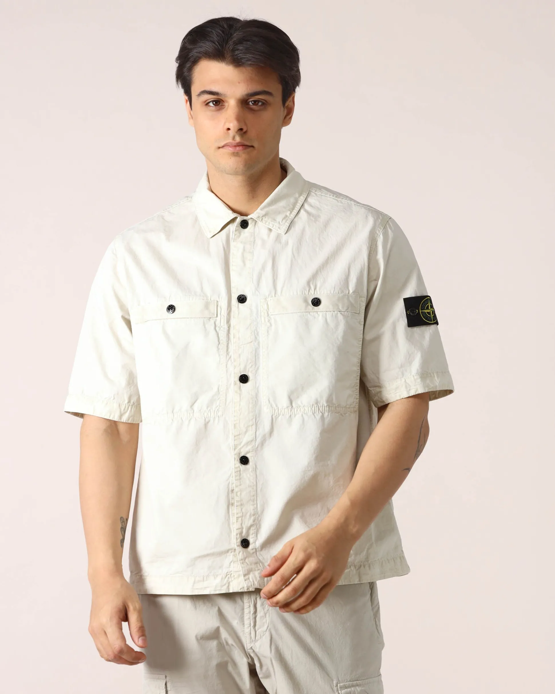 overshirt_sabbia_a_manich_2.webp Overshirt Sabbia a Maniche Corte