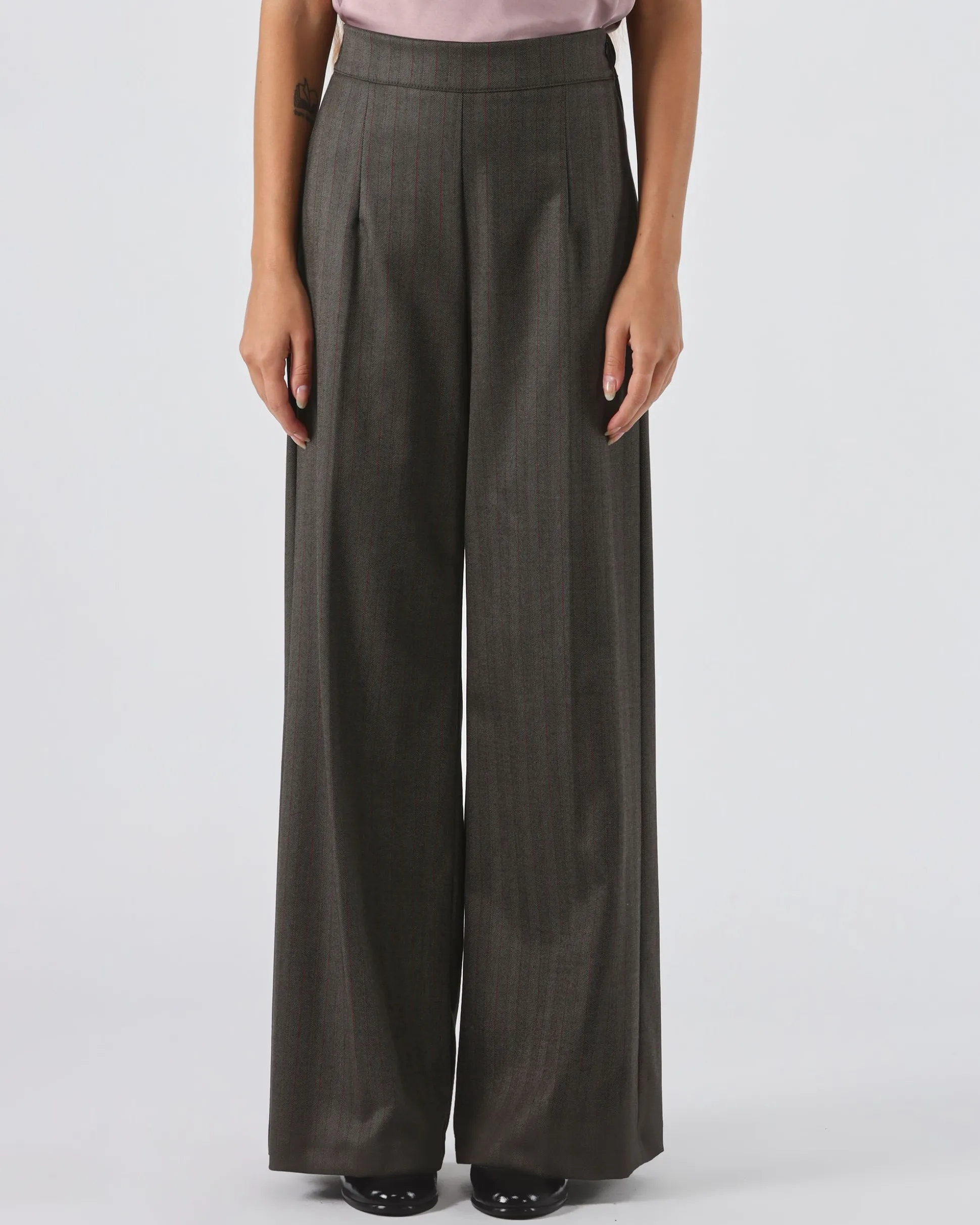 Pantalone Leone