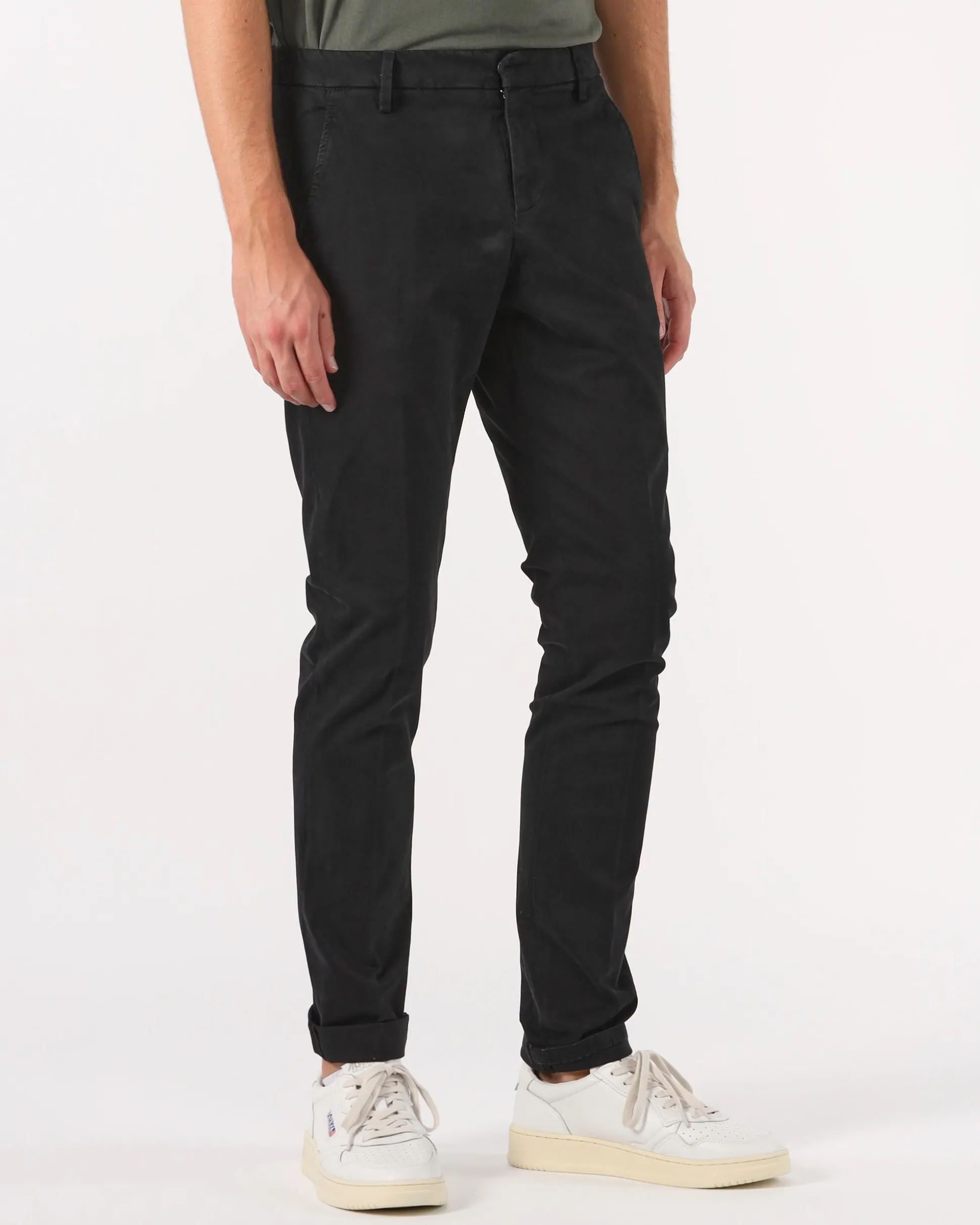 pantaloni_gaubert_slim_in_3.webp Pantaloni Gaubert slim in gabardina mano calda.