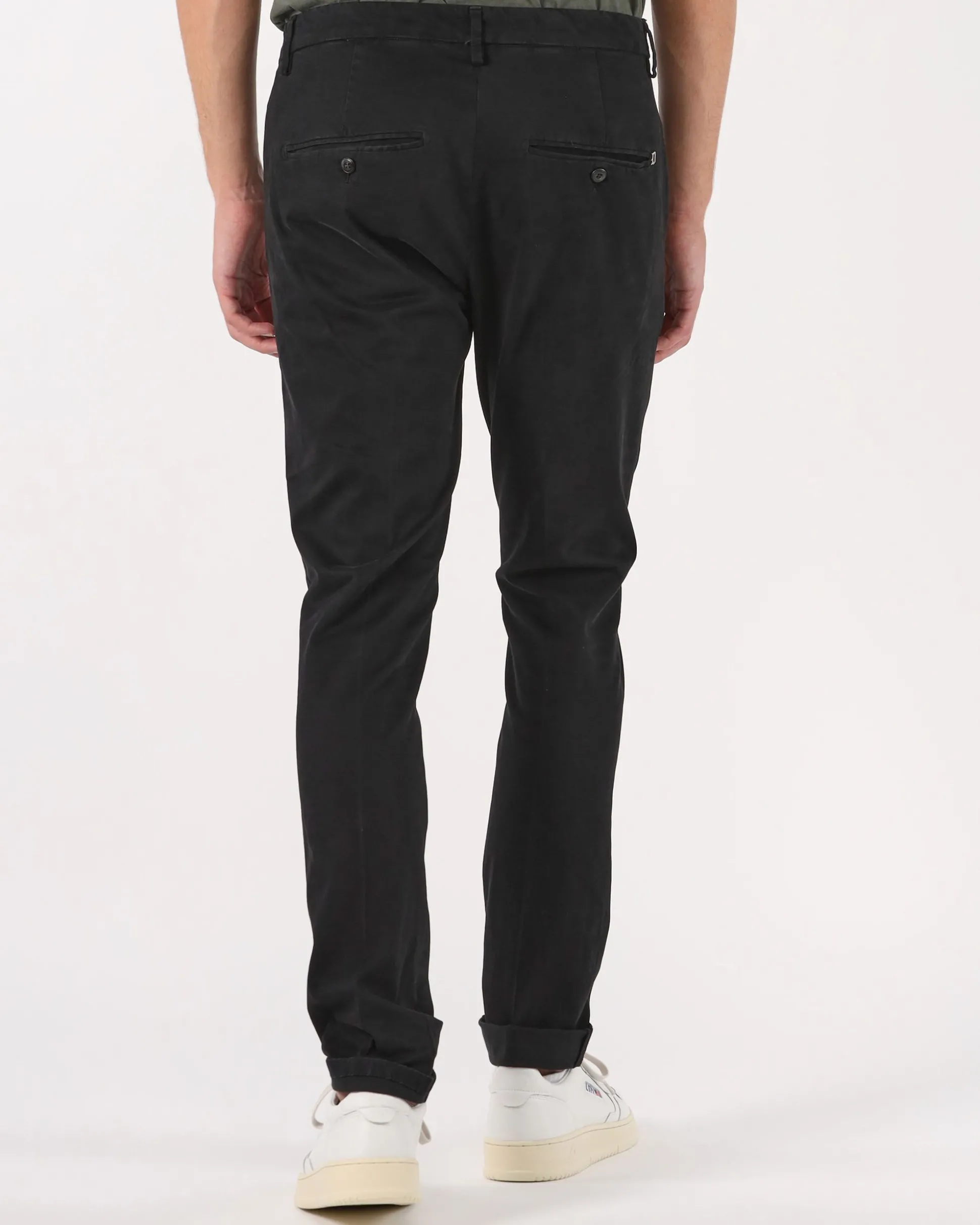 pantaloni_gaubert_slim_in_4.webp Pantaloni Gaubert slim in gabardina mano calda.
