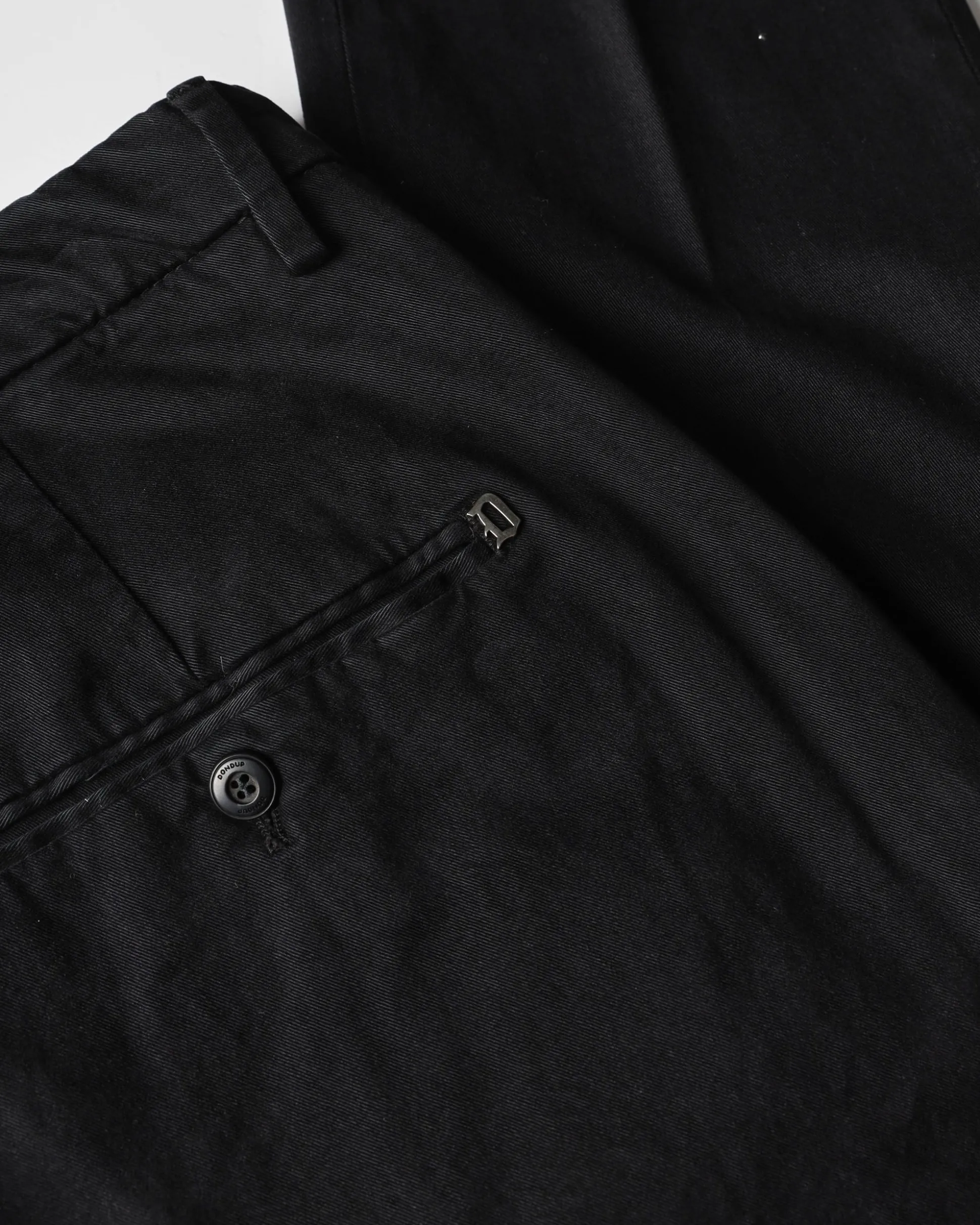 pantaloni_gaubert_slim_in_5.webp Pantaloni Gaubert slim in gabardina mano calda.