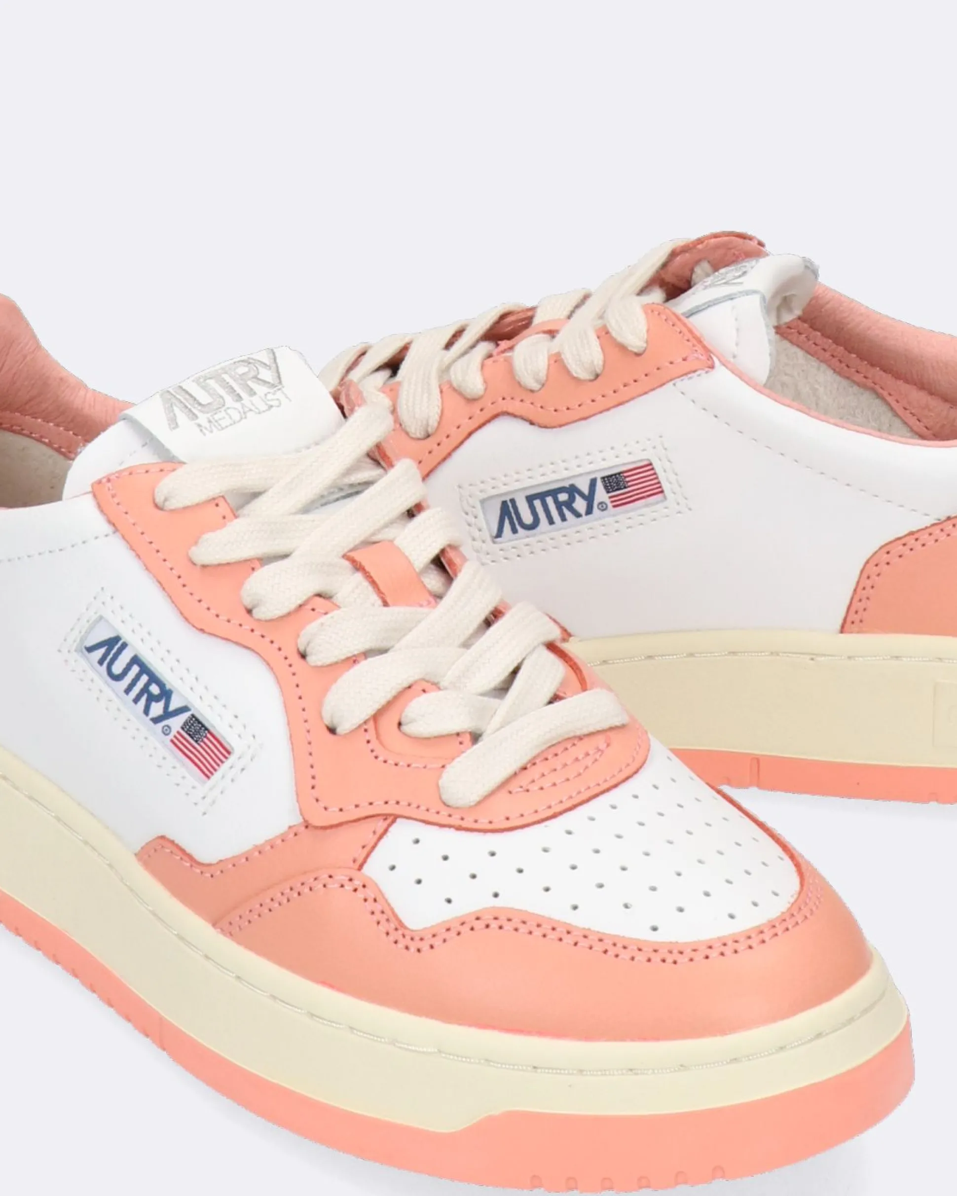 Sneakers Basse Medalist Bianche e Salmone