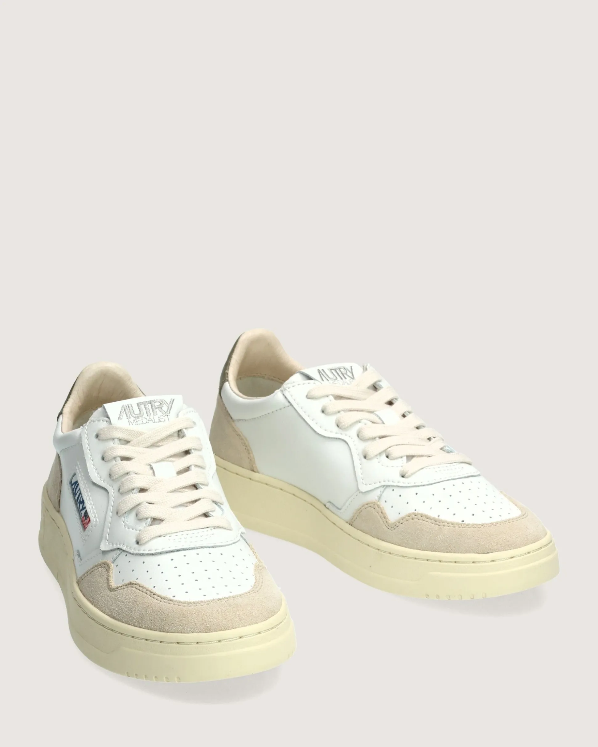 sneakers_medalist_bianca_3-2.webp Sneakers Medalist Bianca