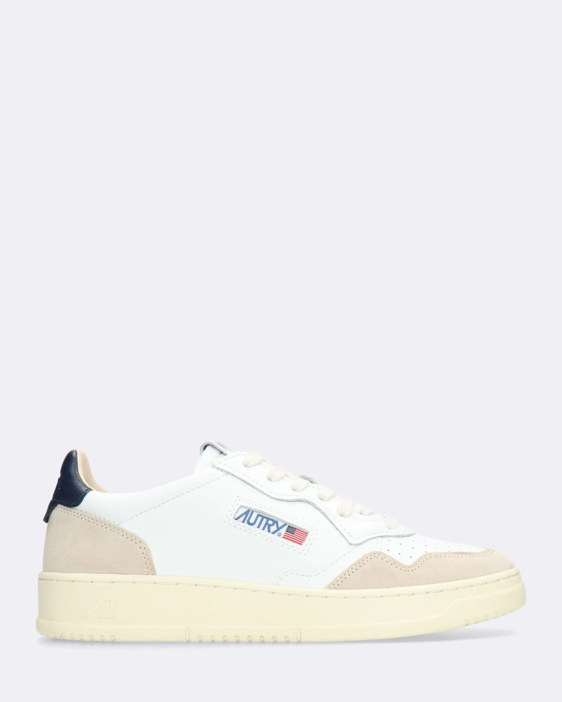 Sneakers Medalist colore bianco con linguetta blu