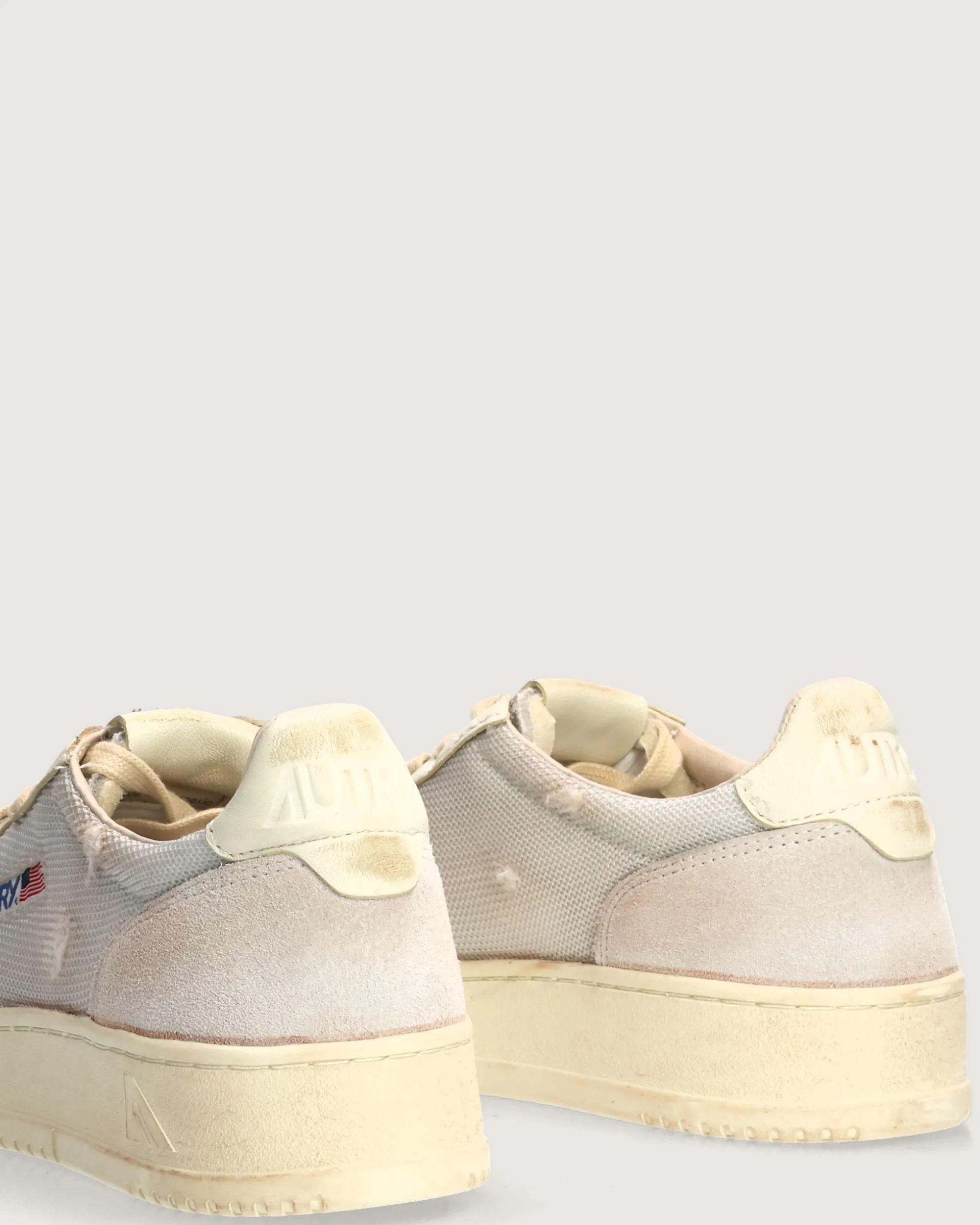 sneakers_super_vintage_gr_2-1.webp Sneakers Super Vintage Grigia