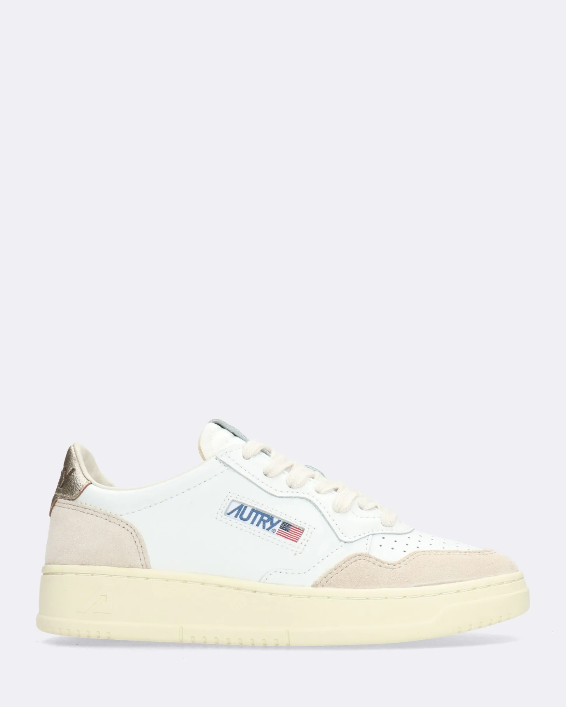 Snekers Medalist colore bianco con talloncino colore oro
