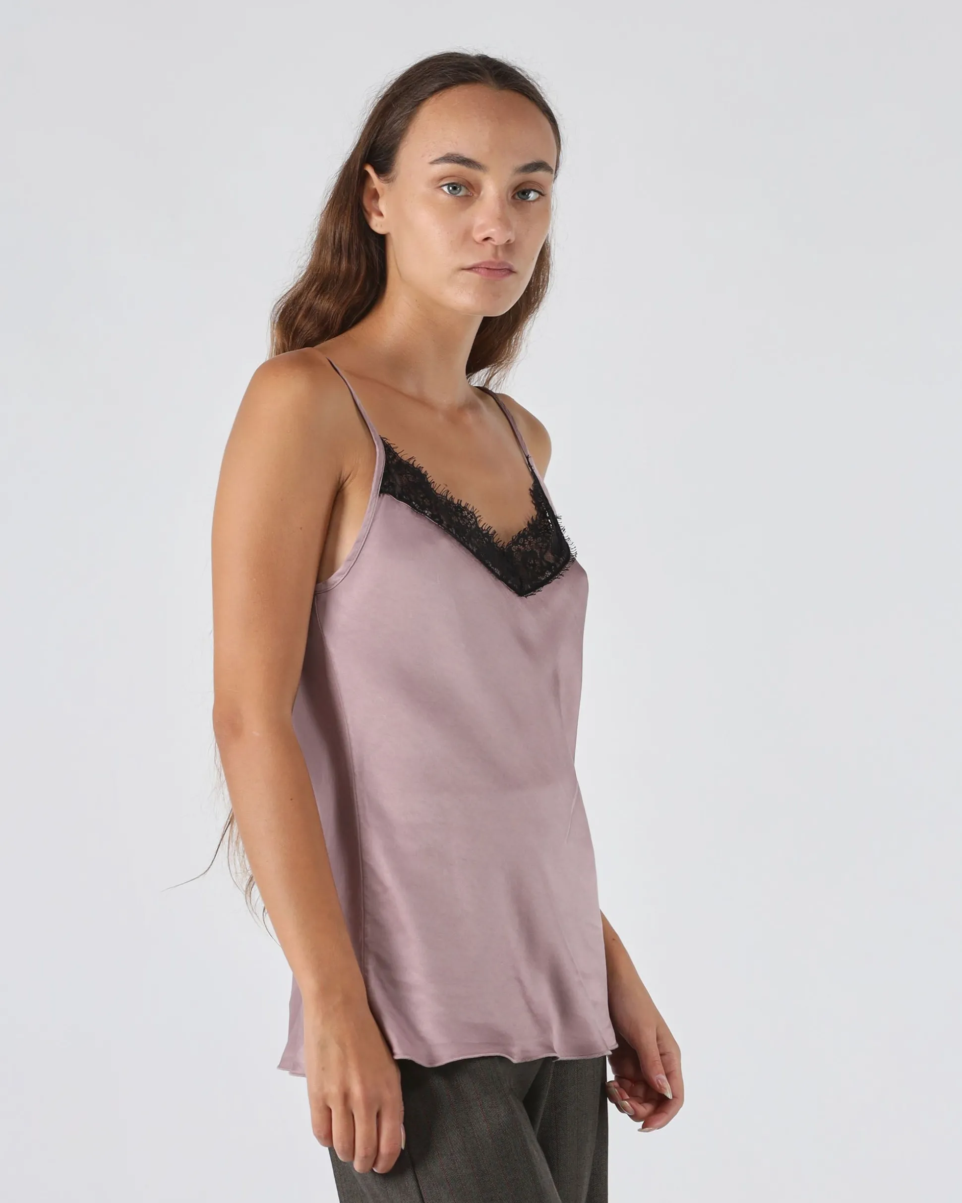 Top unito con pizzo nero