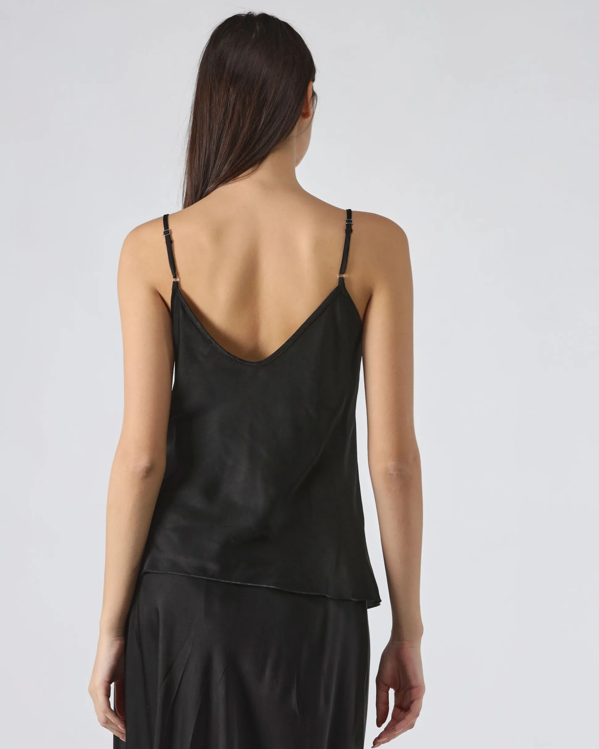 top_unito_con_pizzo_nero_4-1.webp Top unito con pizzo nero